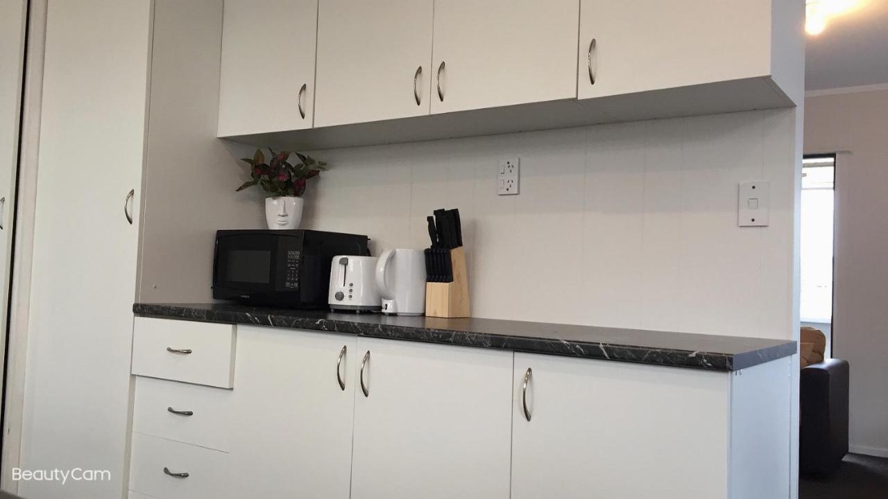 Cozy 3 Bedrooms House 6 Chapman Place Rotorua Ngoại thất bức ảnh
